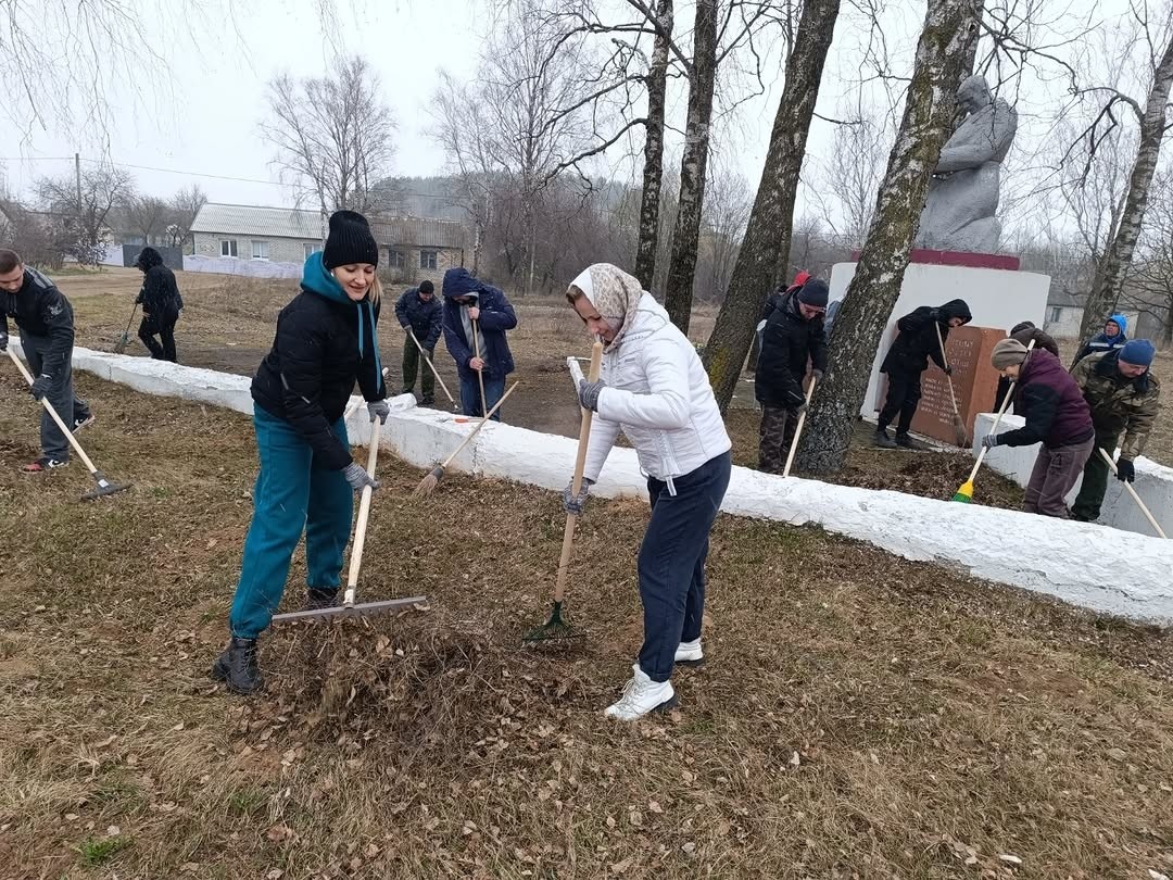 Активисты Молодечненских электросетей приняли участие в республиканской акции "Чисто!Проф!Союз!"