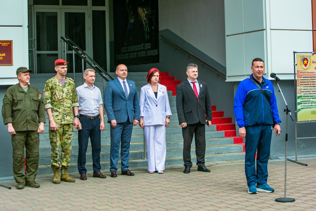 Профсоюзный класс военно-патриотического клуба в Минске встретил первых воспитанников