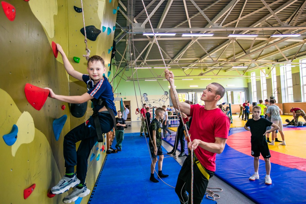 Профсоюзный класс военно-патриотического клуба в Минске встретил первых воспитанников