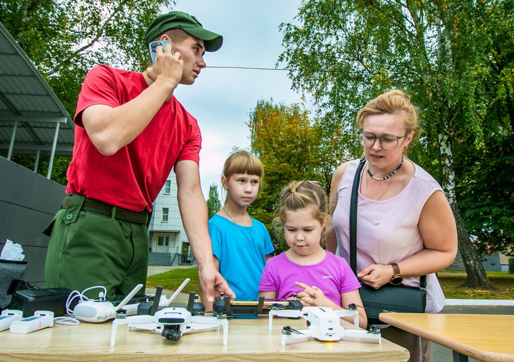 Профсоюзный класс военно-патриотического клуба в Минске встретил первых воспитанников