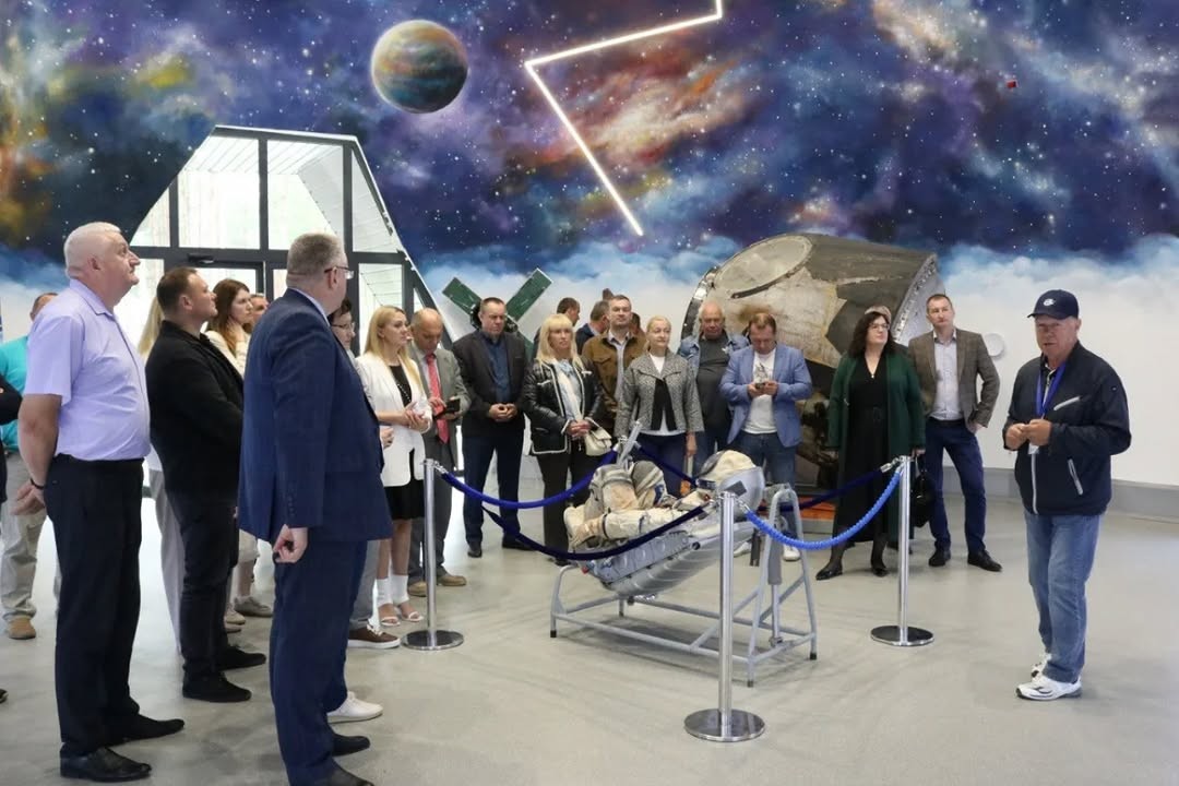 Коллектив «Минскэнергоспецремонт» в Музее авиации и космонавтики