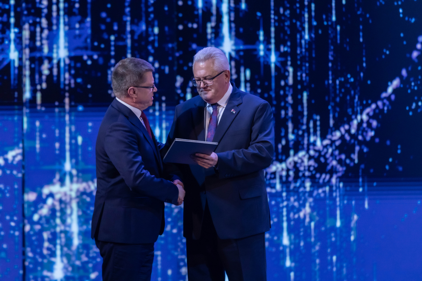 Мы – вместе! Торжественное собрание по случаю 35-летия ФПБ прошло в Республиканском Дворце культуры профсоюзов