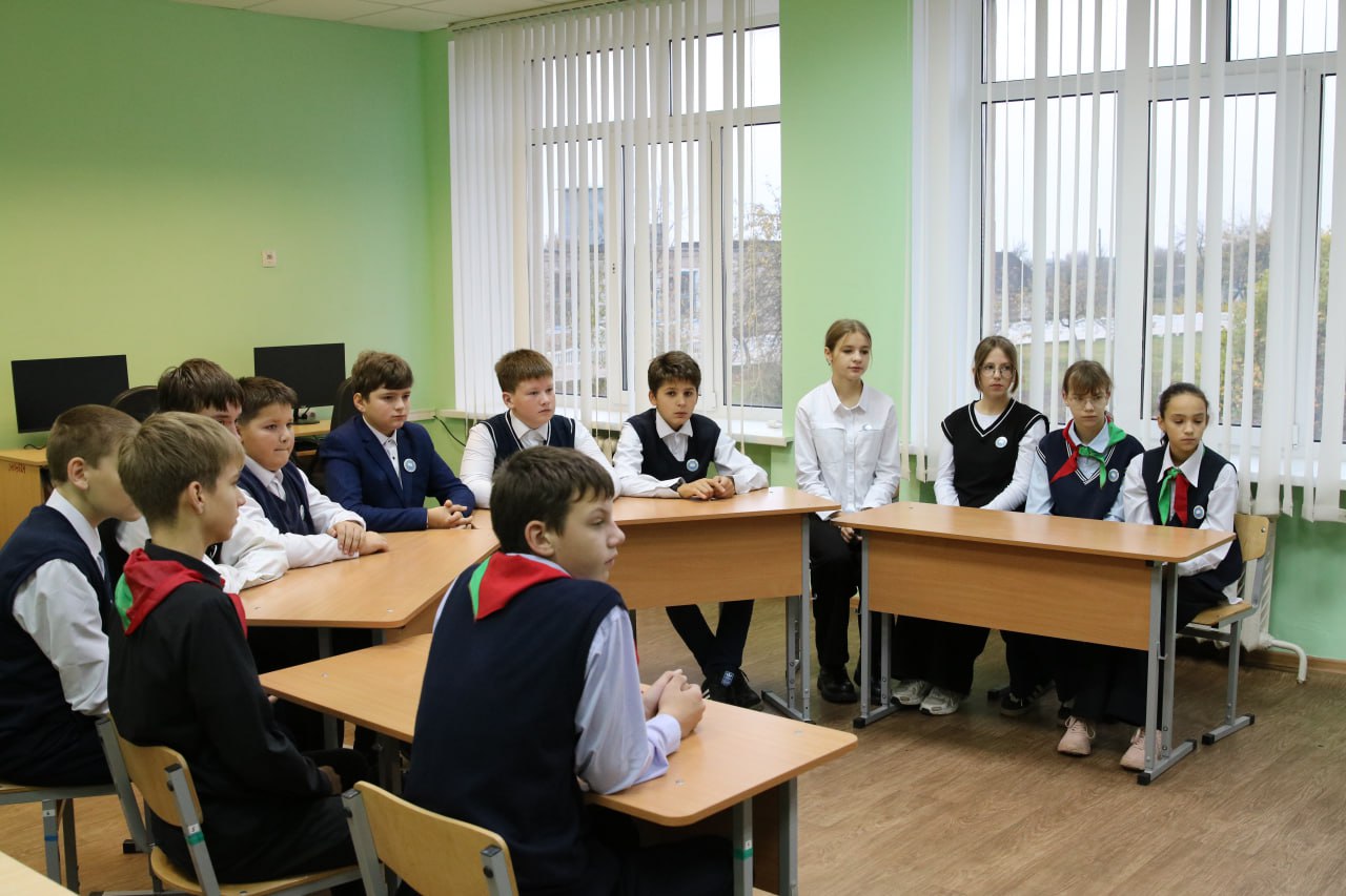 Профориентационная встреча с учащимися «Залужской средней школы»