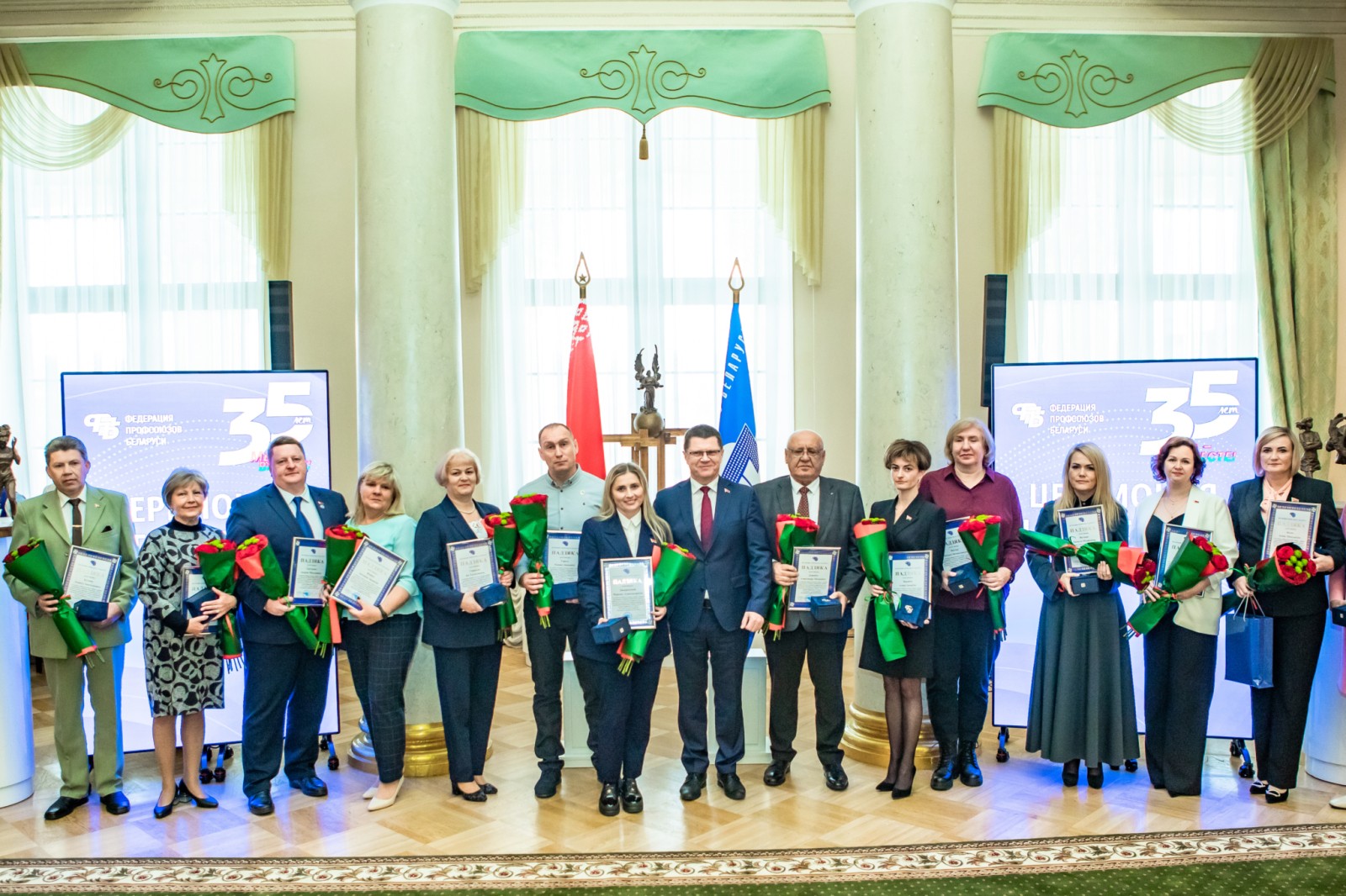 Награда за труд: во Дворце культуры профсоюзов прошла торжественная церемония награждения