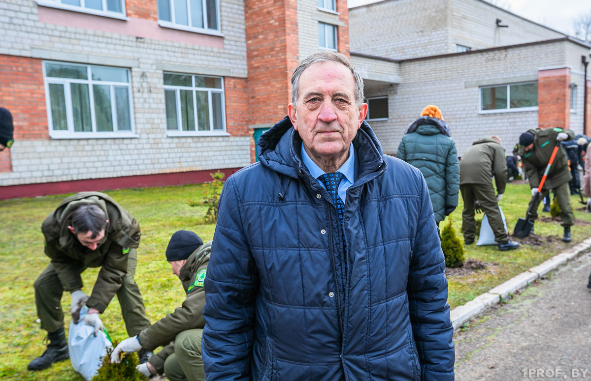 Молодежная аллея появилась в детском санатории «Свислочь»