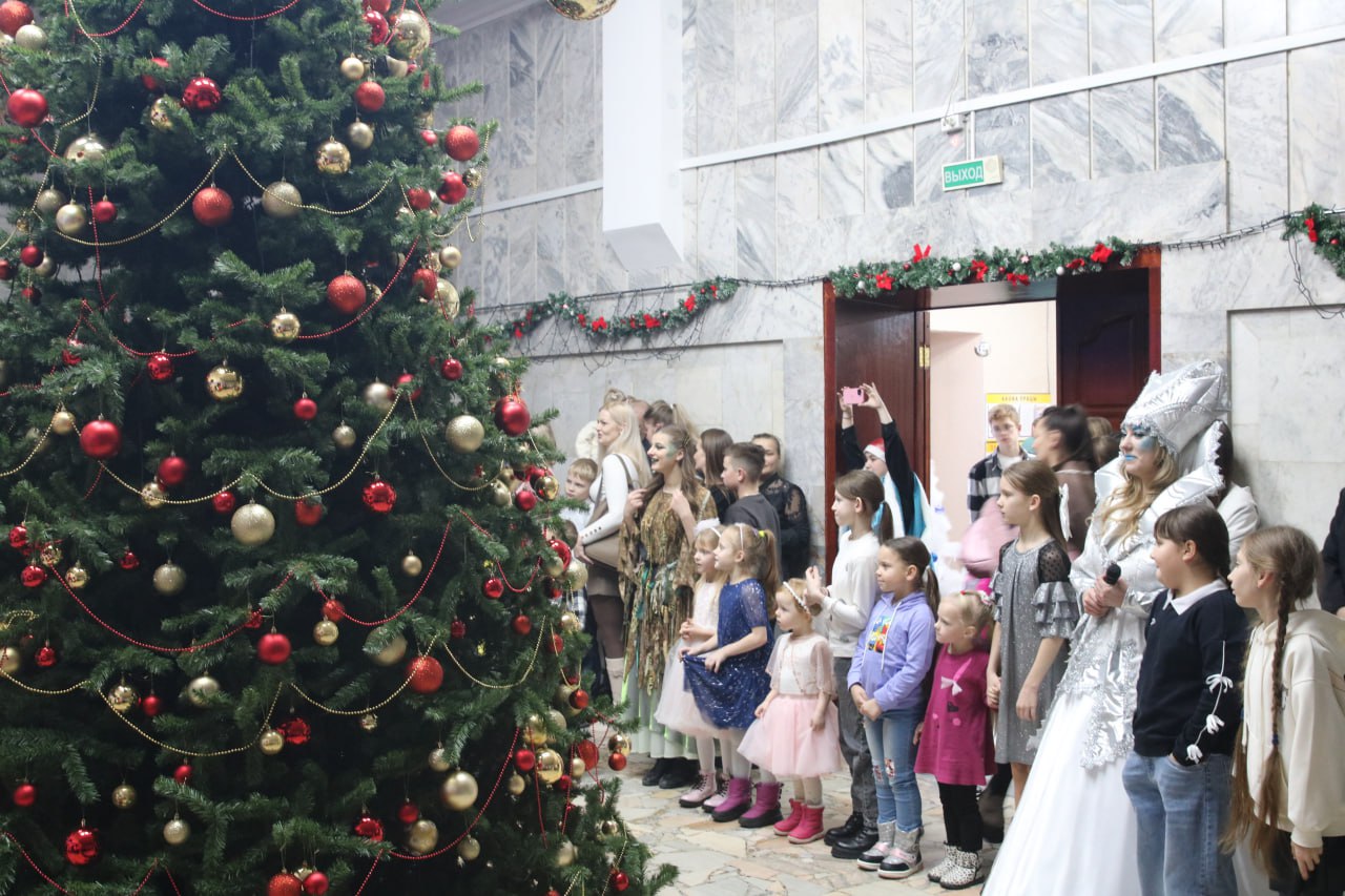 Новогодняя сказка для детей Столбцовских электросетей