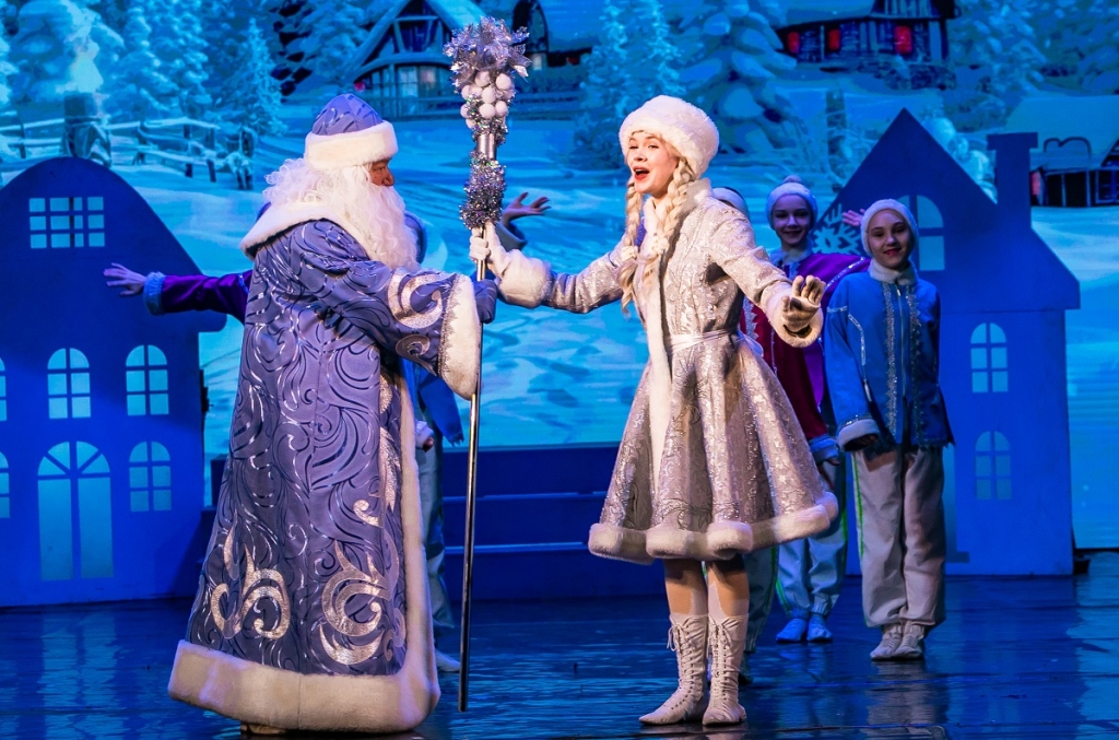 Праздник, который объединяет: главная профсоюзная елка собрала ребят в столице