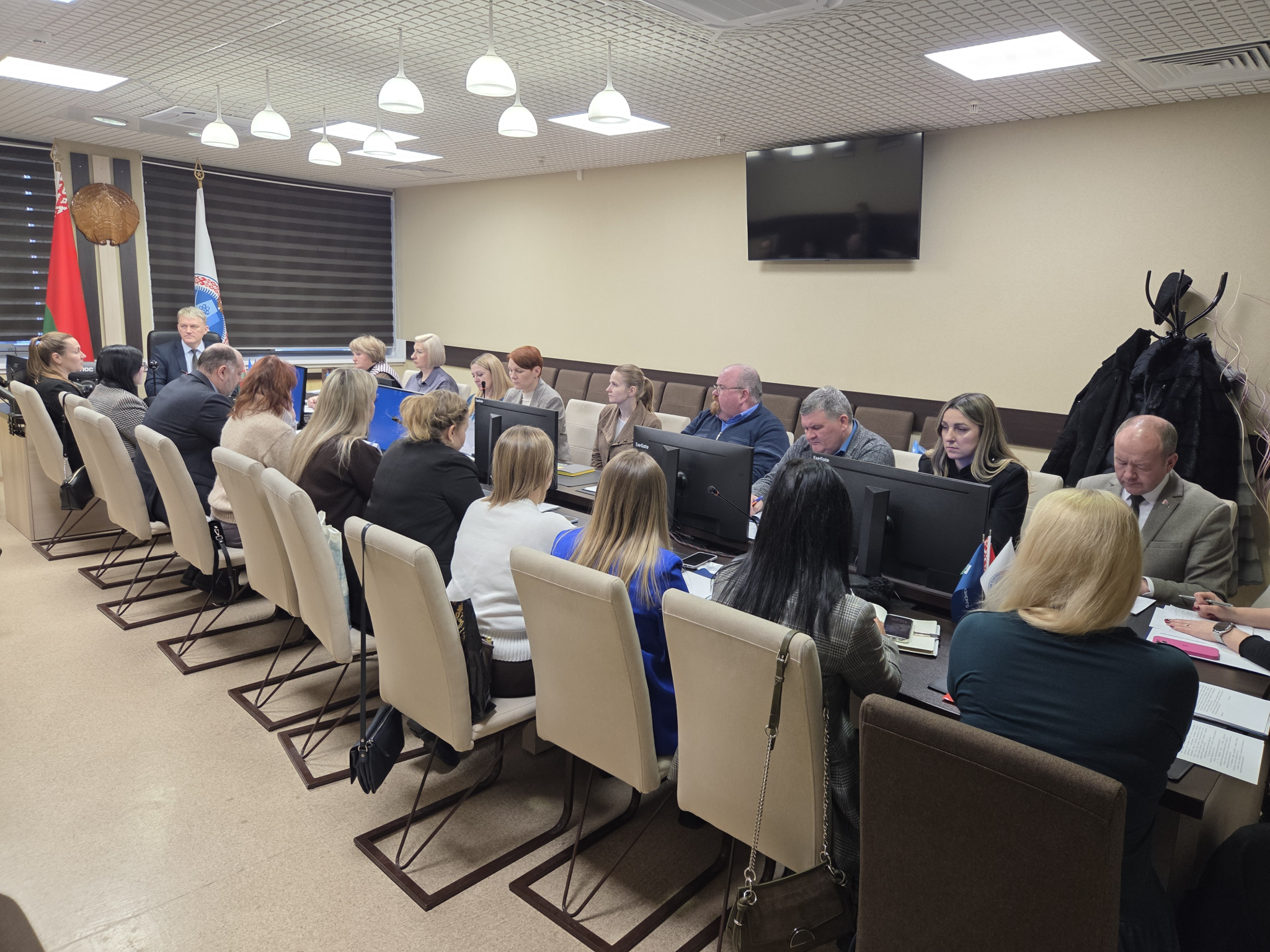 На заседании президиума Минского областного комитета подвели итоги работы за 2025 год