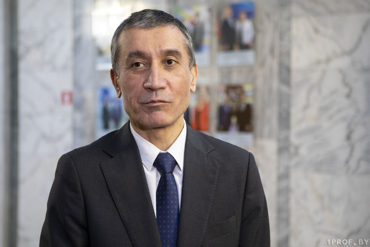 От охраны труда до туризма: председатель ФПБ и посол Узбекистана обсудили перспективы сотрудничества