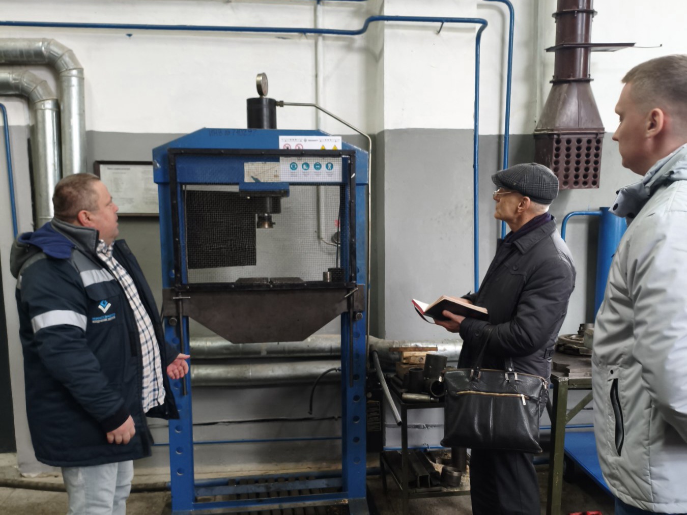 Владимир Нечай проинспектировал охрану труда и бытовые условия в «Молодечненских электрических сетях»