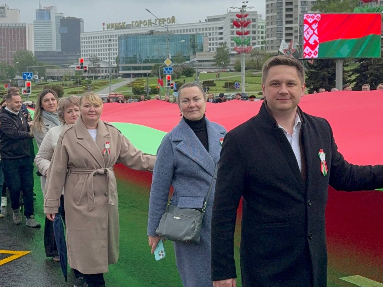 День герба, флага и гимна: как в Минске отметили праздник