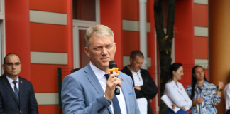 Торжественная линейка, посвящённая Дню знаний, прошла в МГЭК